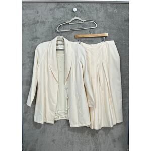 VTG Apart 3 Piece Ivory Suit Size 1-2X Blazer Blouse Gaucho Pants Beaded Dressy